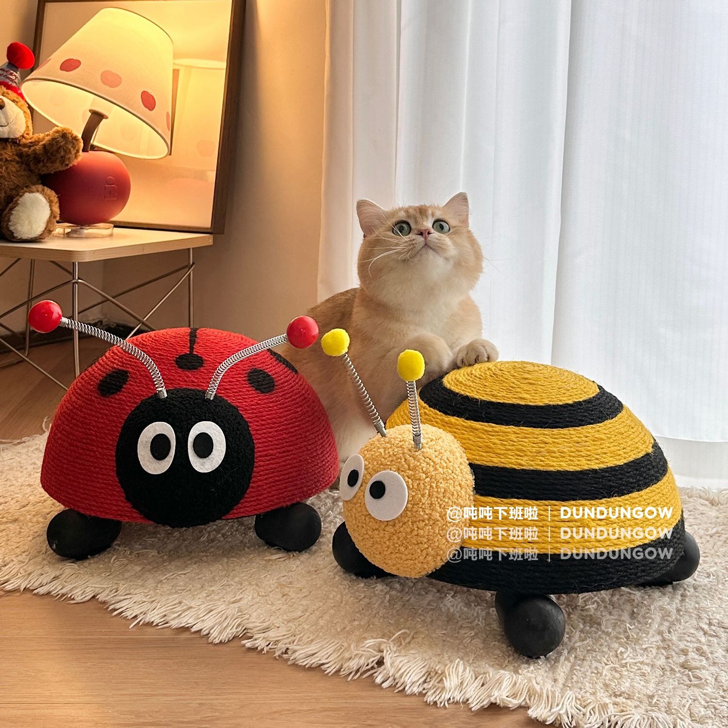 可爱蜜蜂猫抓板耐磨不掉屑剑麻猫抓球小型猫爬架宠物用品默认项