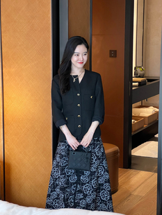 DUO智仙生 黑标 月亮夫人狡黠不对称小香风上衣