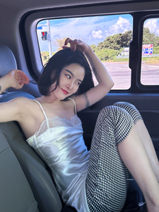 DUO智仙生  海派甜心法式绸缎格子束腰拼接马裤