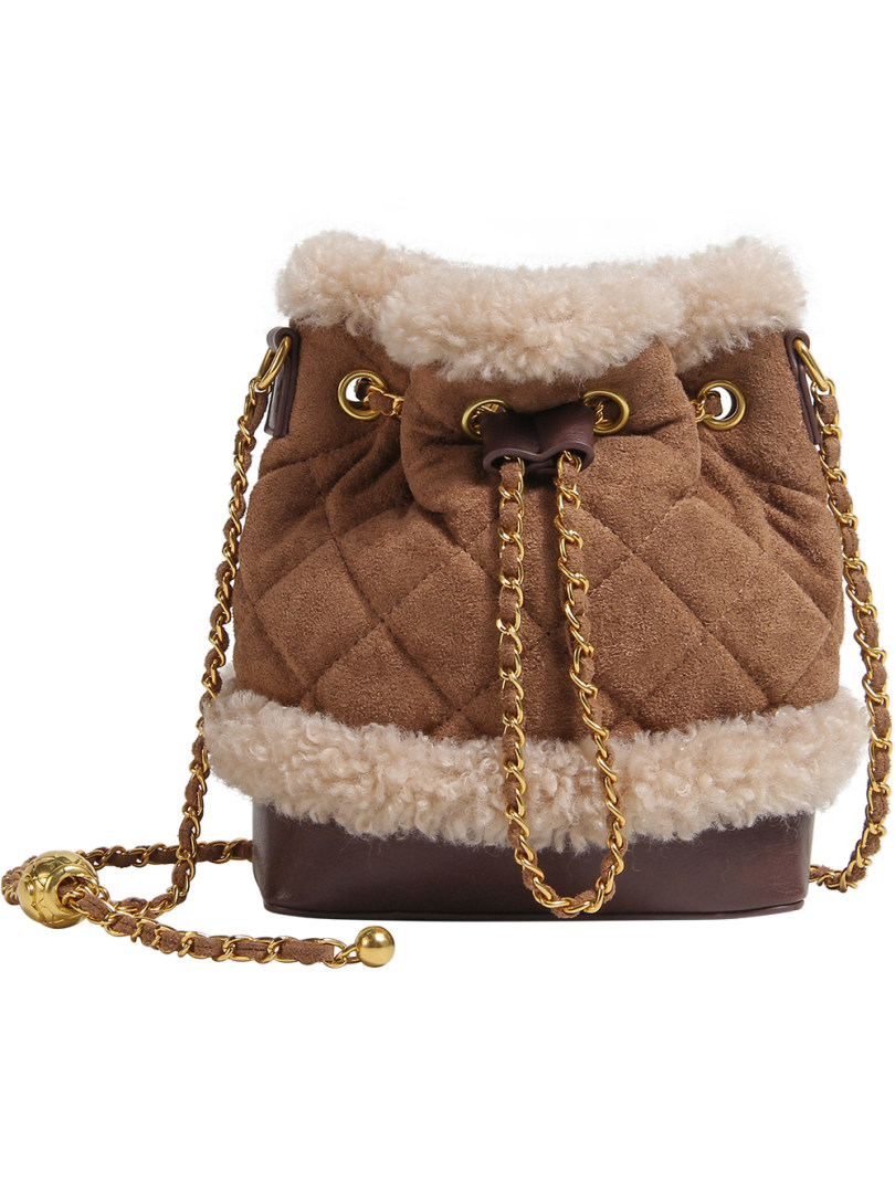Brown quilted bucket bag with faux fur trim and gold chain strap