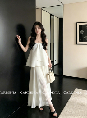 Gardenia 优雅设计感黑白撞色捏褶吊带背心女2026新款法式小上衣