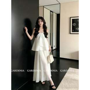 Gardenia 优雅设计感黑白撞色捏褶吊带背心女2026新款法式小上衣