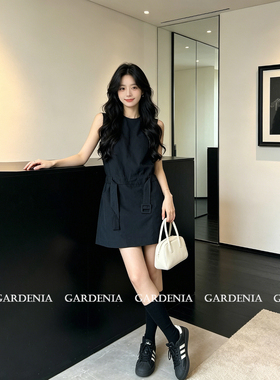 Gardenia 黑色休闲慵懒风工装无袖连衣裙女韩系通勤收腰背心裙子