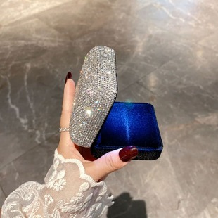 奢华镶钻表白求婚单戒指盒婚礼创意led带灯发光首饰盒结婚钻戒盒