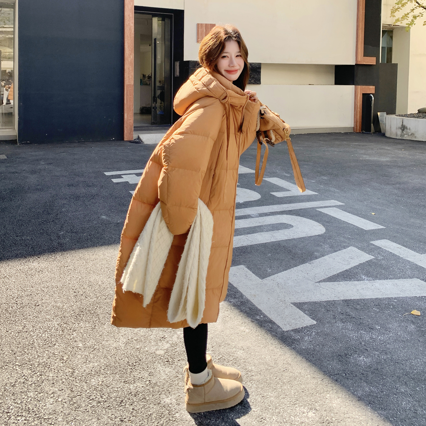 【现货】数据好90绒白鸭绒羽绒服P385-K558，女装羽绒服，浙宝128A