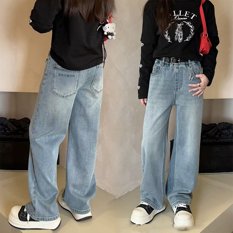 女童直筒牛仔裤子2025春休闲长裤窄版中大童百搭亲子女孩宽松显瘦