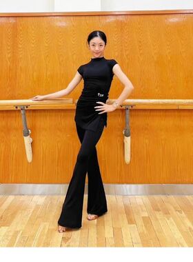 CLW舞服短袖微喇裤分体套装女士拉丁舞服摩登国标教师教课练功服