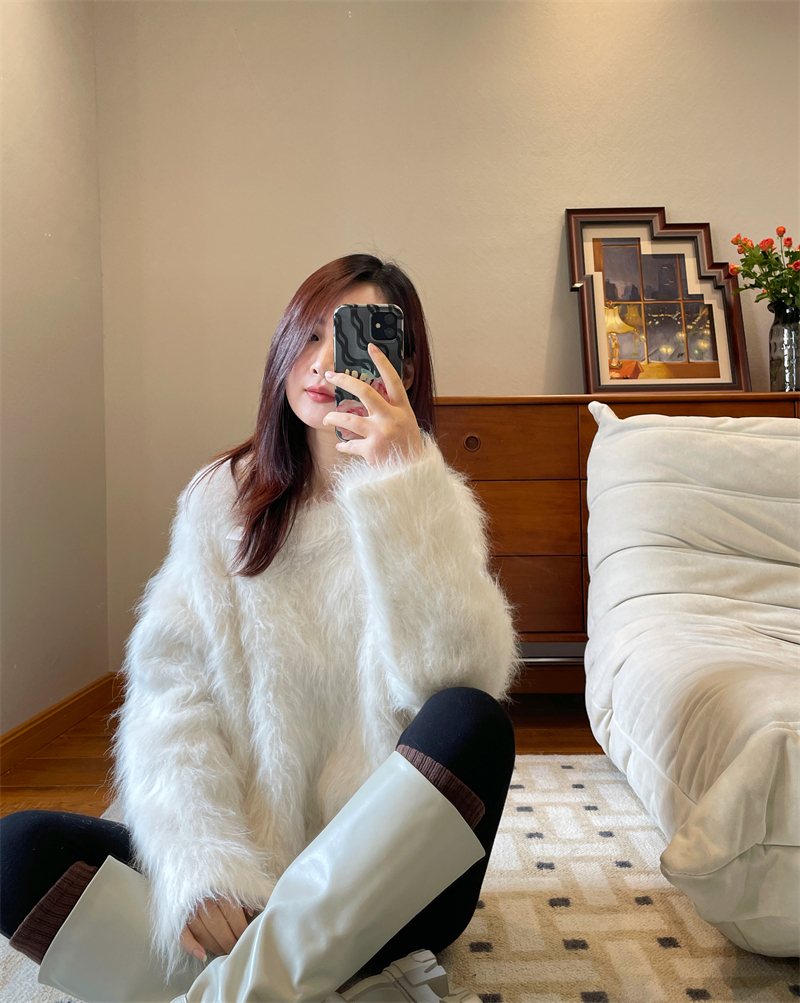 tote长拉毛羊驼毛圆领廓形毛衣