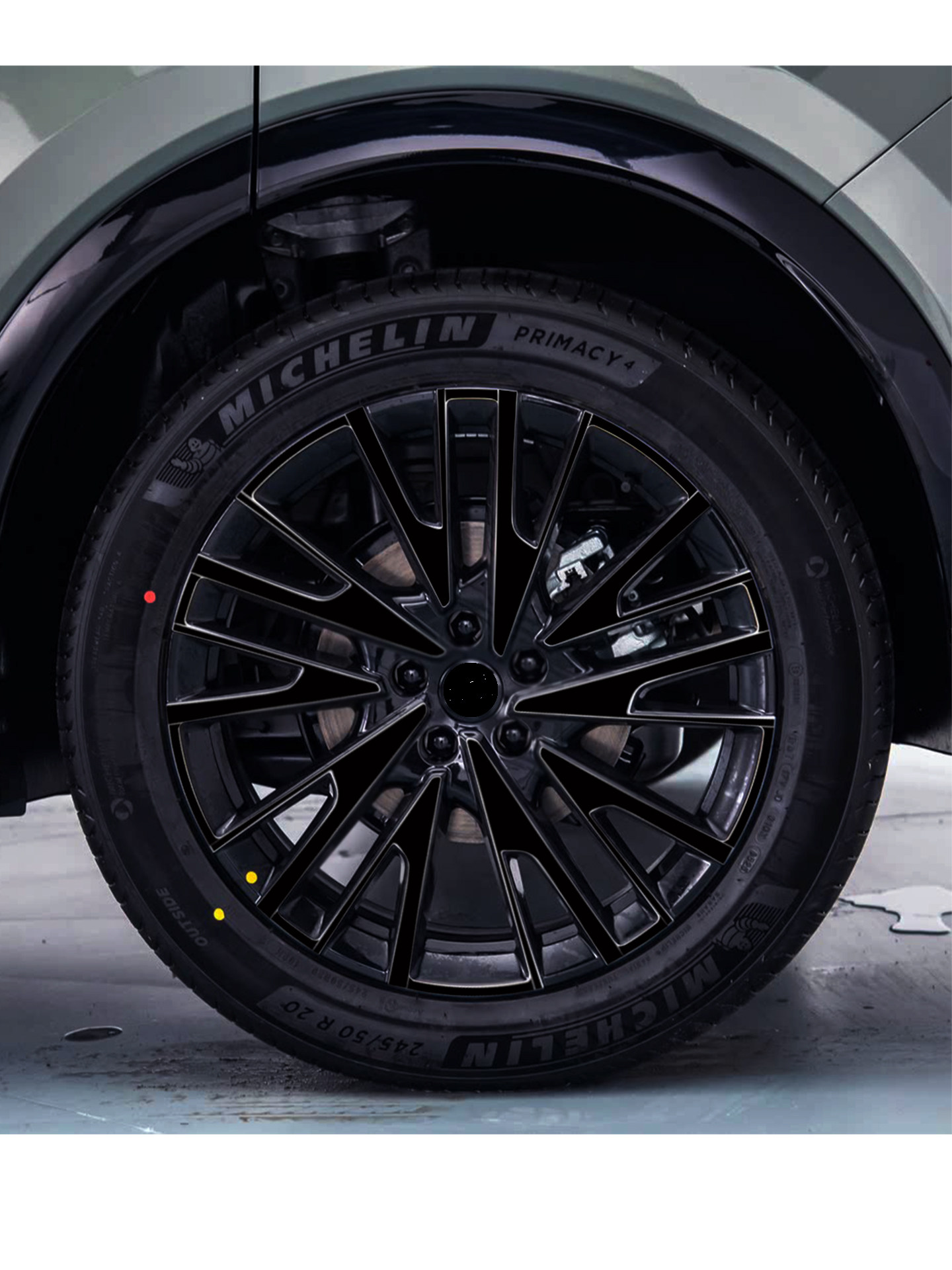 Changan Qiyuan Q07 üçün 20 düymlük qara disk örtüyü stiker