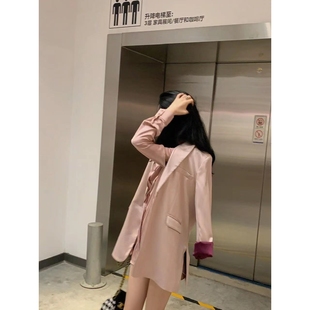 法式 甜酷感醋酸緞面寬松氣質(zhì)小眾小西服上衣 外套女秋裝 小西裝