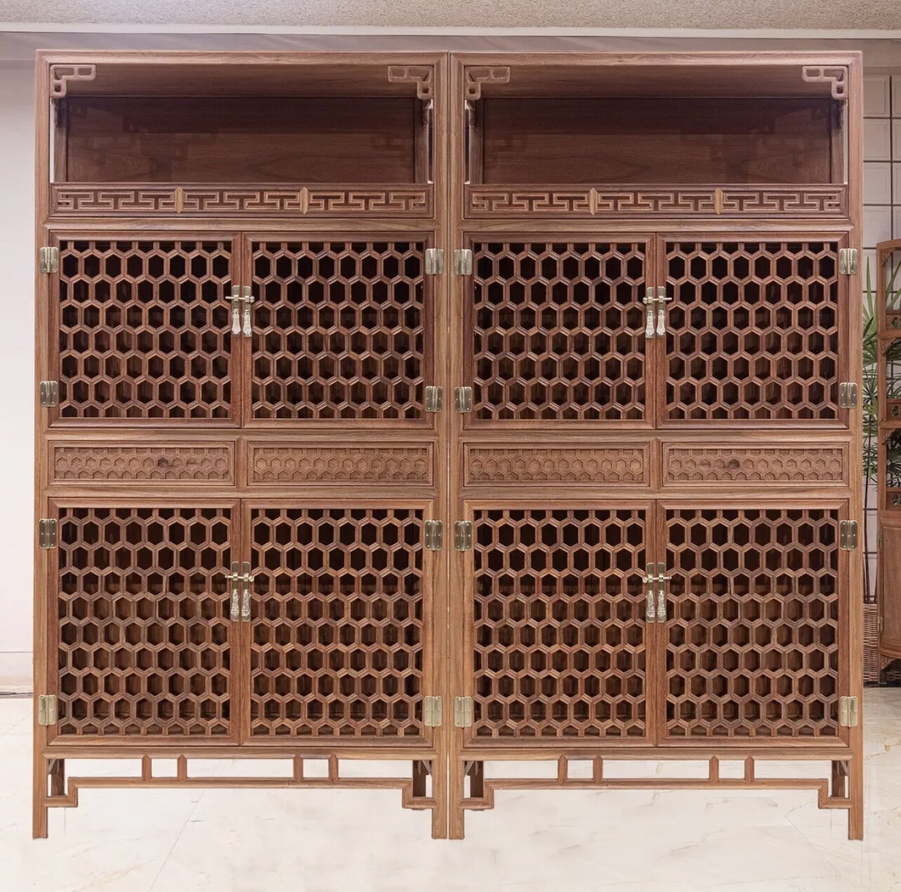 缅甸花梨木龟背纹书柜书橱大果紫檀明式家具国标红木家具榫卯结构