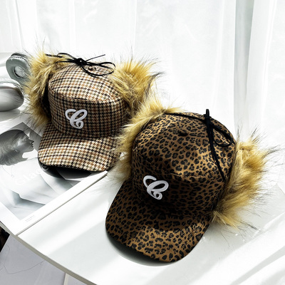 韩系两戴毛绒绒保暖护耳帽子