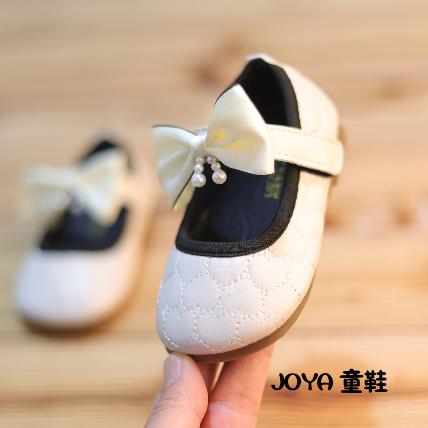 女童春款防滑软底公主小香风皮鞋图片