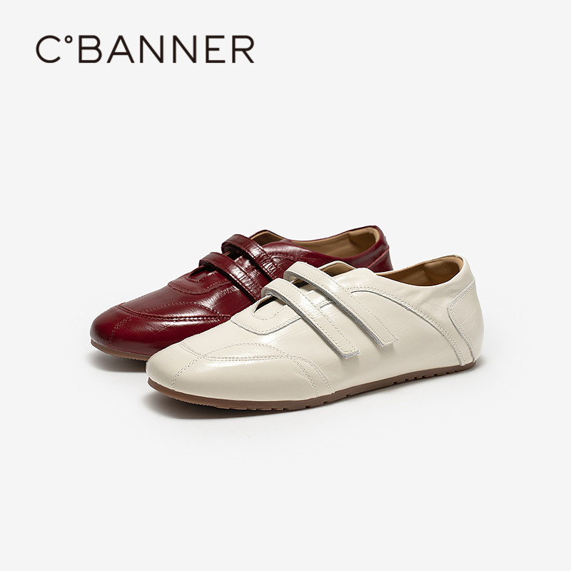 千百度薄底真皮双带时尚休闲鞋女2026春季新款德训鞋平底运动鞋