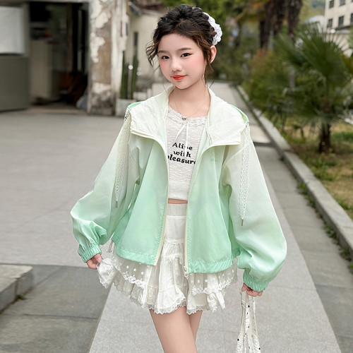 女童防晒衣夏季2026新款轻薄透气中大童渐变色外套蕾丝花边防晒服