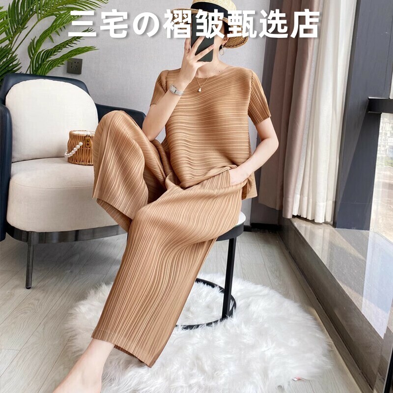 三宅风系列褶皱套装时尚短袖长裤