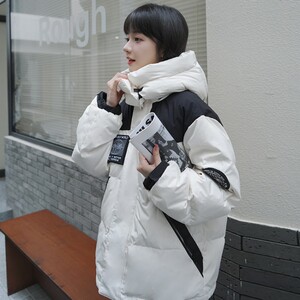 韩系穿搭设计感短款白鸭绒羽绒服女冬季新款撞色贴标气质工装外套