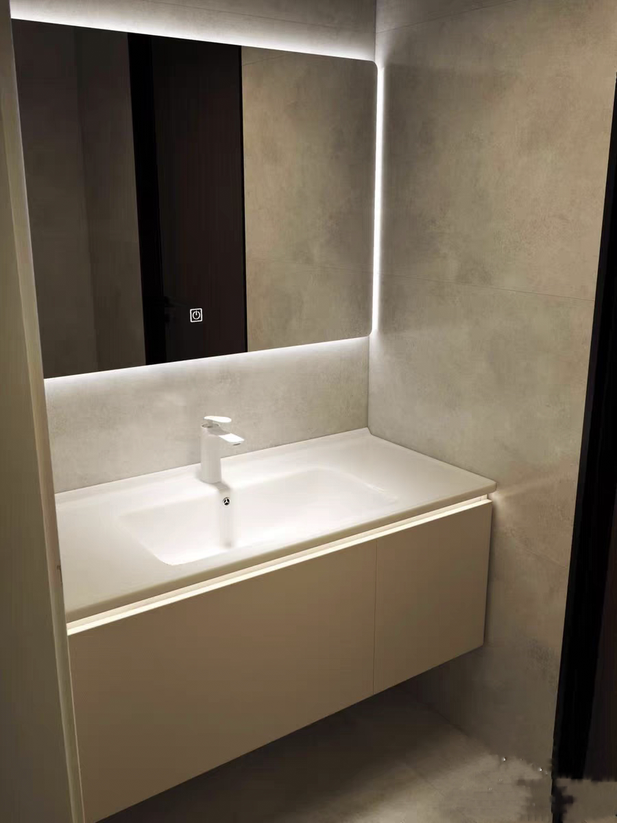 橡木浴室柜实木材质可丽耐一体盆智能镜台下盆现代吊柜组合烤漆面