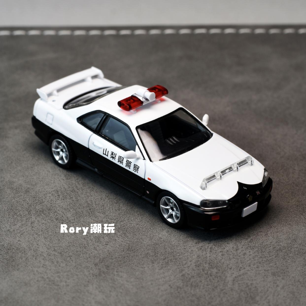 tlv日产GTT R34 25GT-Turbo GTR 山梨县警车 1:64 多美卡n366