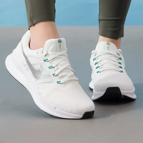 Женская обувь Nike 2026, летние удобные дышащие и износостойкие спортивные кроссовки с сеткой для тренировок DR2698-112