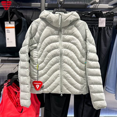 耐克女装2026冬季AVG LAVA FLOW连帽拒水保暖夹克外套 IR2243-034
