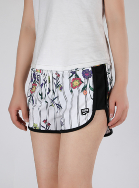 PUMA彪马正品女装夏季款时尚印花运动休闲透气舒适短裤 597467-02