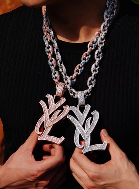 NICEPOWER PlayboyCarti YVL厂牌长方车花字母吊坠