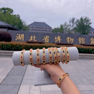 湖北省博物馆正品梁庄王妃金镶玉手镯礼盒装铜镀金琉璃新年礼物女