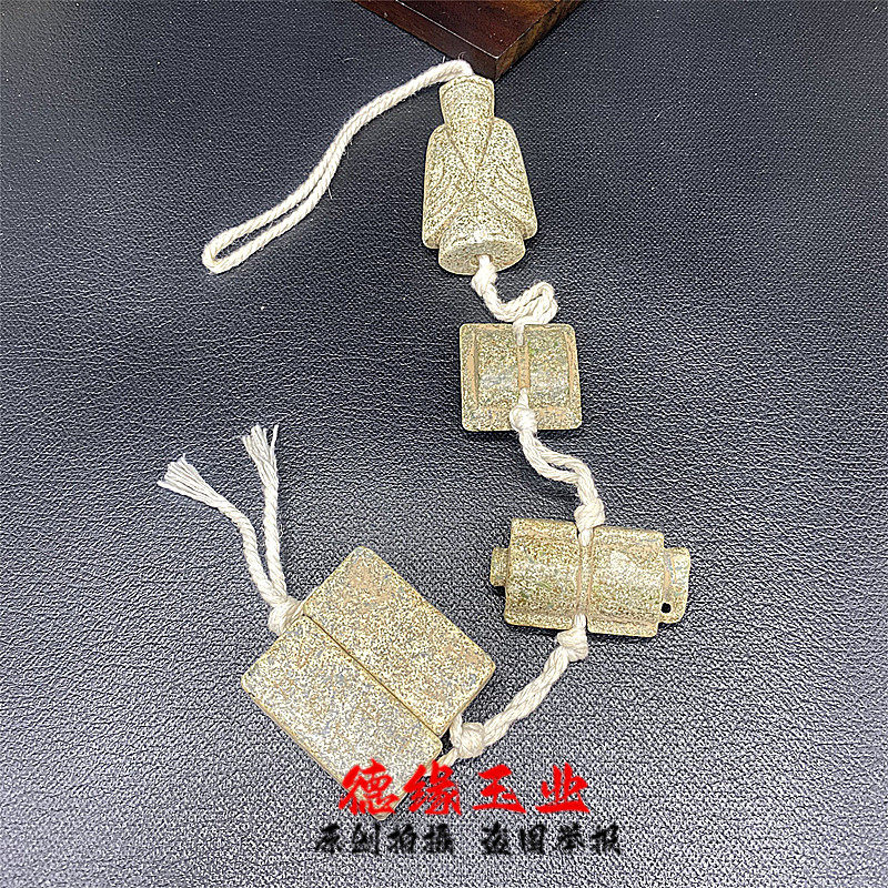 古玩老玉岫玉翁仲挂件刚卯司南佩做旧玉坠挂件鸡骨白汉三宝配饰品