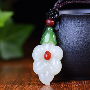 天然和田玉白玉三色花吊坠挂件玉石玉佩花朵牵牛花女款项链玉坠饰