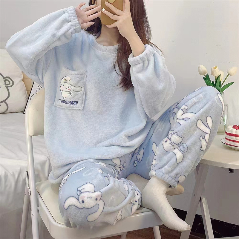 睡衣女秋冬季珊瑚绒加厚保暖套装