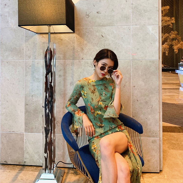 2019夏季新款法式印花改良旗袍式修身包臀开叉度假复古碎花连衣裙|ruв категории Женская одежда, платье - от Buy2taobao.com для оказания профессиональной услуги покупки агента Taobao