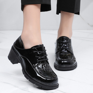 漆皮单鞋 2026春秋季 女真皮粗跟软底系带黑色皮鞋 英伦风乐福鞋 新款