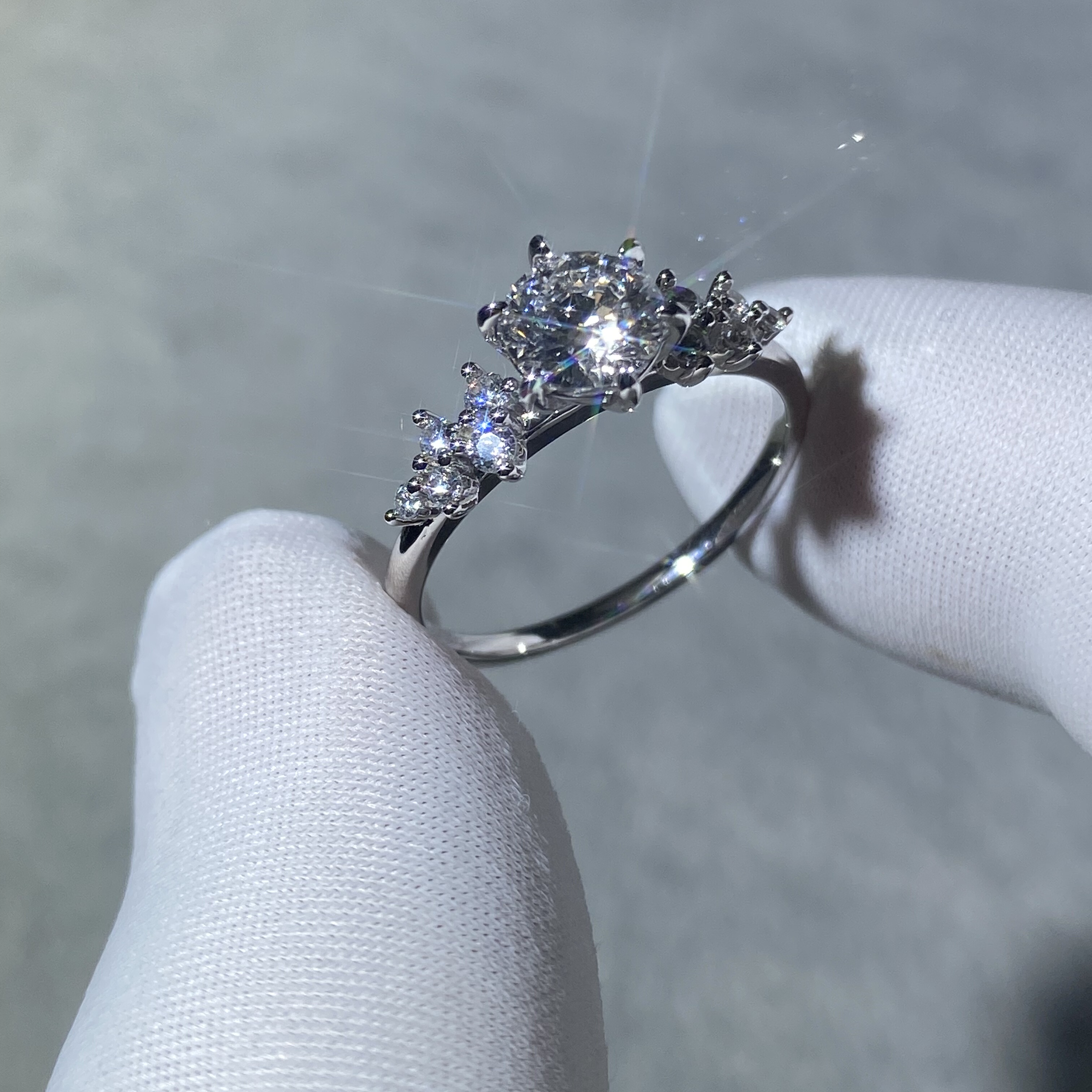 柏林情书钻戒女Pt950铂金培育钻戒指时尚百搭指环送女友生日礼物