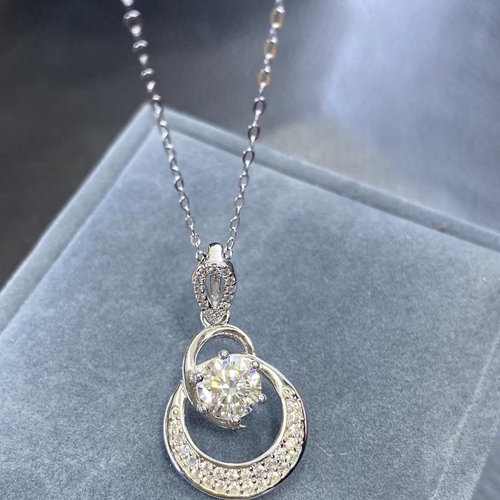 新款18K金培育钻石项链吊坠女时尚轻奢百搭锁骨链送女友生日礼物