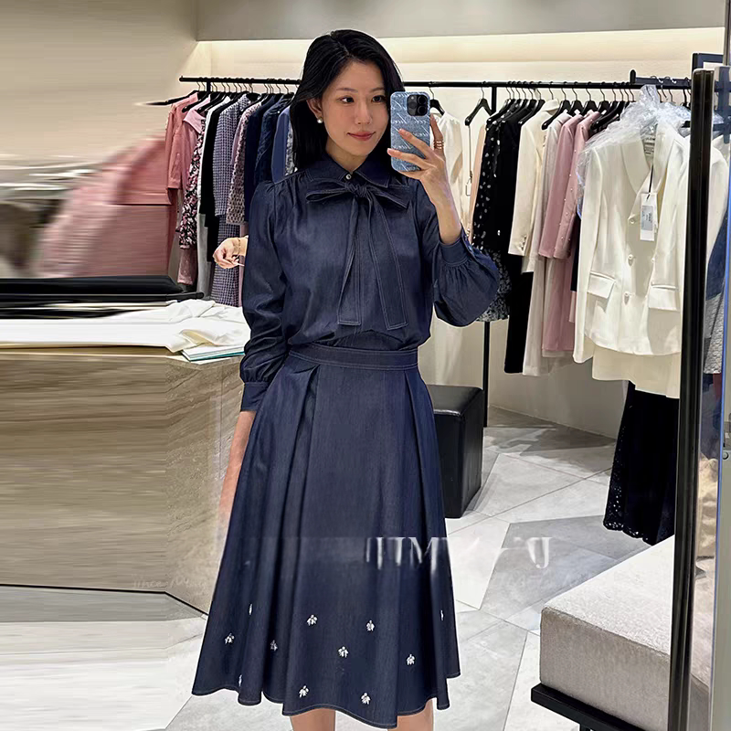 26年夏季新款气质优雅显瘦翻领飘带衬衫+重工钉珠半身裙套装女
