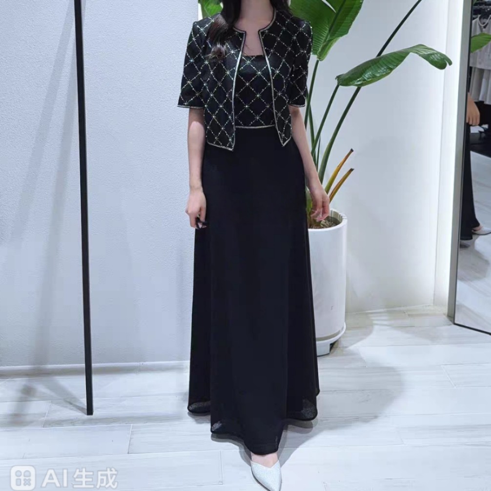 26年秋季新款气质优雅名媛重工钉珠短袖上衣+吊带连衣裙套装女