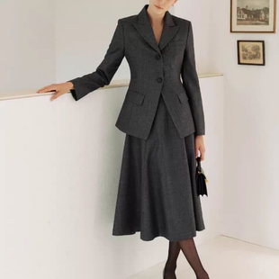 25年冬季新款韩版孙艺珍同款气质通勤商务羊毛西装外套+半裙套装