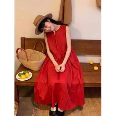超减龄红色显白连衣裙女2025年夏季复古文艺宽松无袖显瘦背心长裙