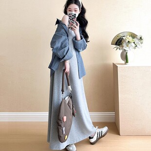 孕妇装 孕妇套装 新款 秋季 两件套 小个子洋气时髦灰色背心裙条纹衬衫