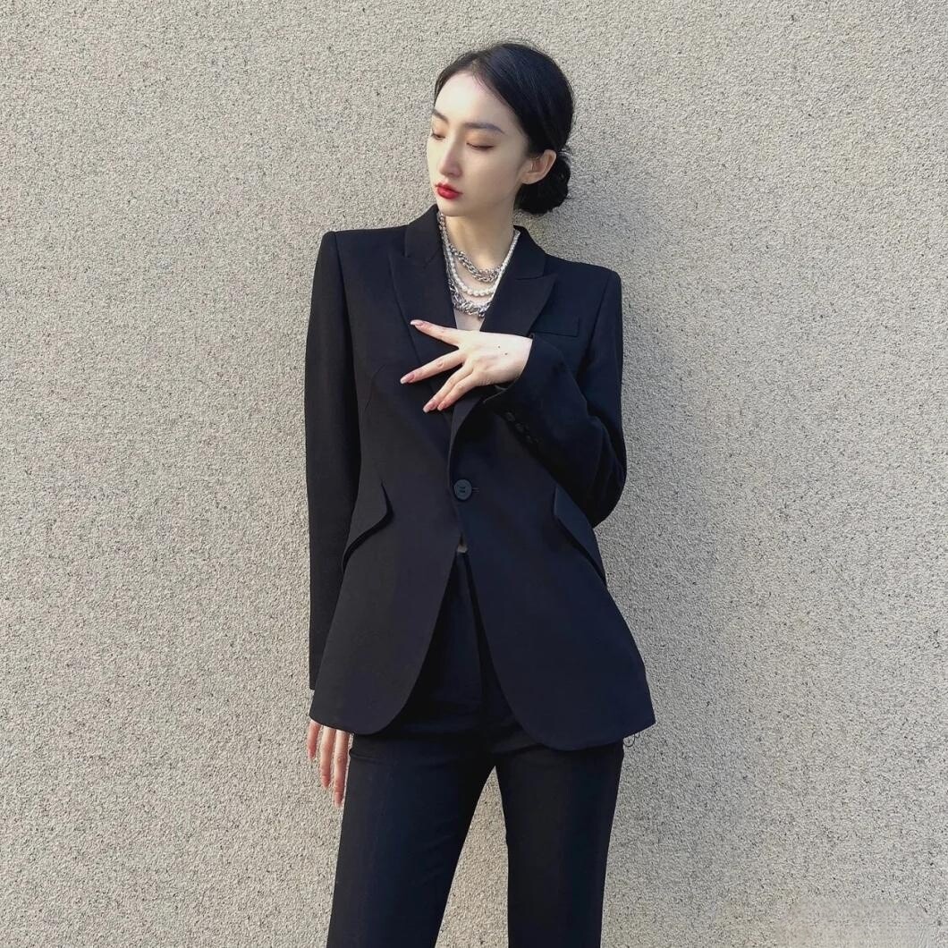 商场同款欧阿玛施女装2025秋季新款修身显瘦斜口袋职业西装外套