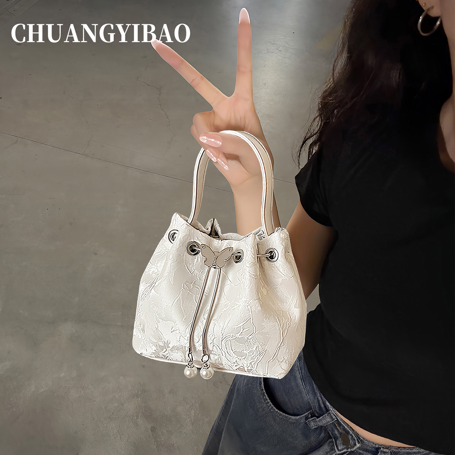 新中式国风刺绣包包女2025新款秋冬时尚链条斜挎包超火手提水桶包,箱包皮具/热销女包/男包,水桶包,淘宝优惠券,粉丝福利购,淘宝优惠卷