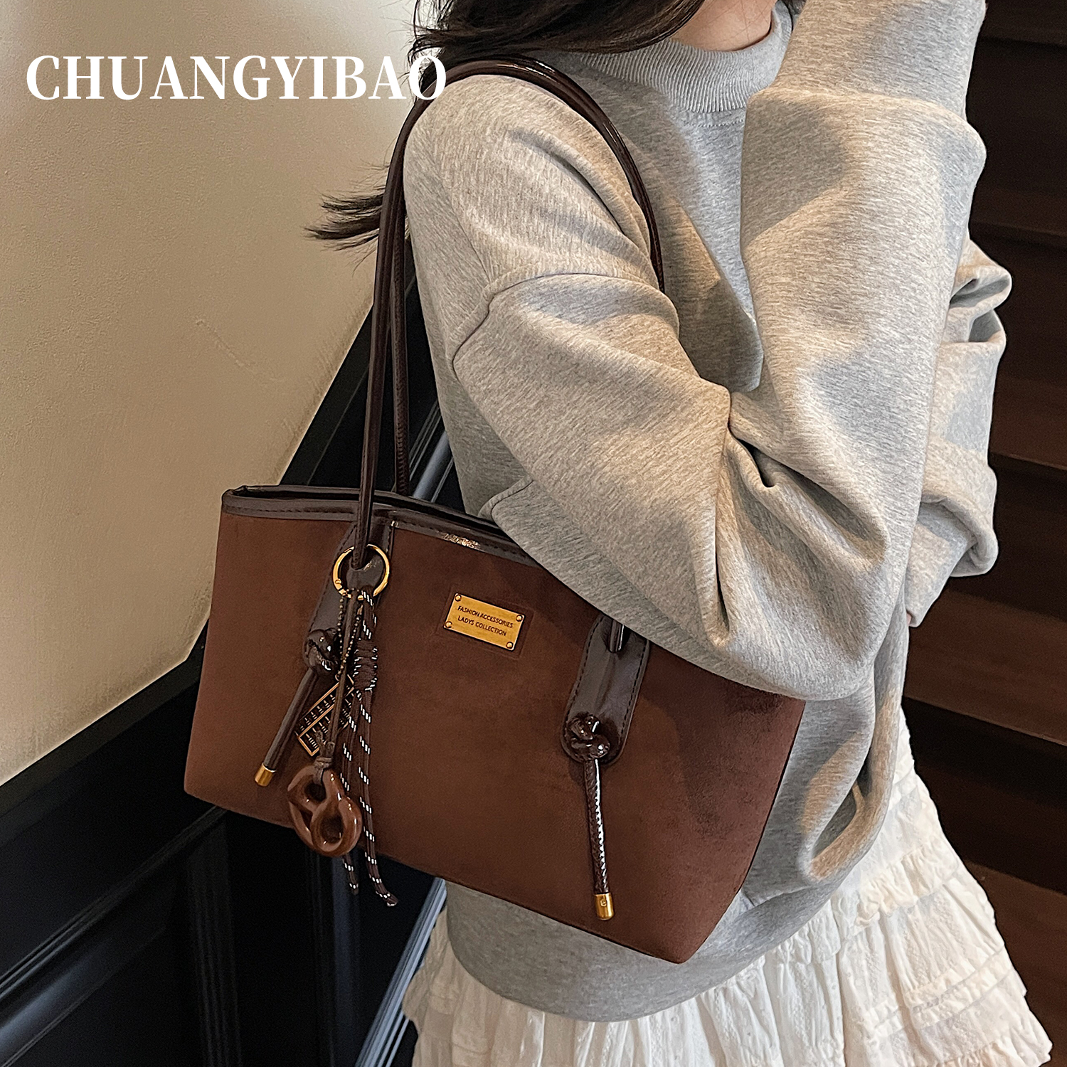 时尚百搭洋气复古麂皮磨砂腋下包