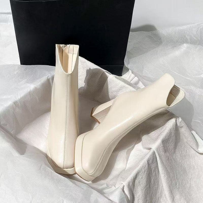 白色瘦瘦靴女马丁靴炸街小短靴V口粗高跟厚底防水台靴子时装靴,女鞋,时装靴,淘宝优惠券,粉丝福利购,淘宝优惠卷