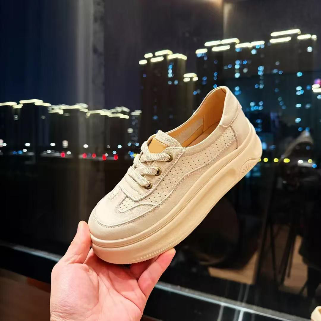 镂空小白鞋女百搭超火透气2025夏季新款轻便厚底松糕鞋配裙子板鞋,女鞋,松糕（摇摇）鞋,淘宝优惠券,粉丝福利购,淘宝优惠卷