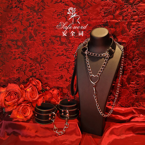 爱心项圈项链小圈工具puppy窒息锁爱choker女皮质手铐小圈套装k9