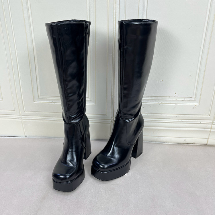 方头纯色粗高跟防水台侧拉链长靴