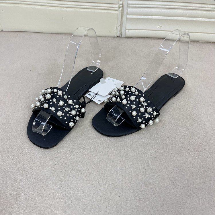 外贸原单女鞋时尚百搭圆头纯色带钻珍珠平底日常出行拖鞋时装凉鞋