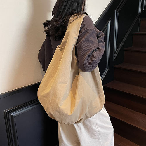 大容量单肩包慵懒风通勤托特包