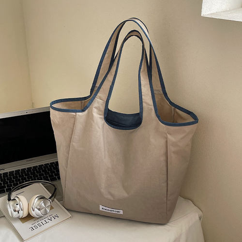 大容量通勤包外出轻便手提托特包